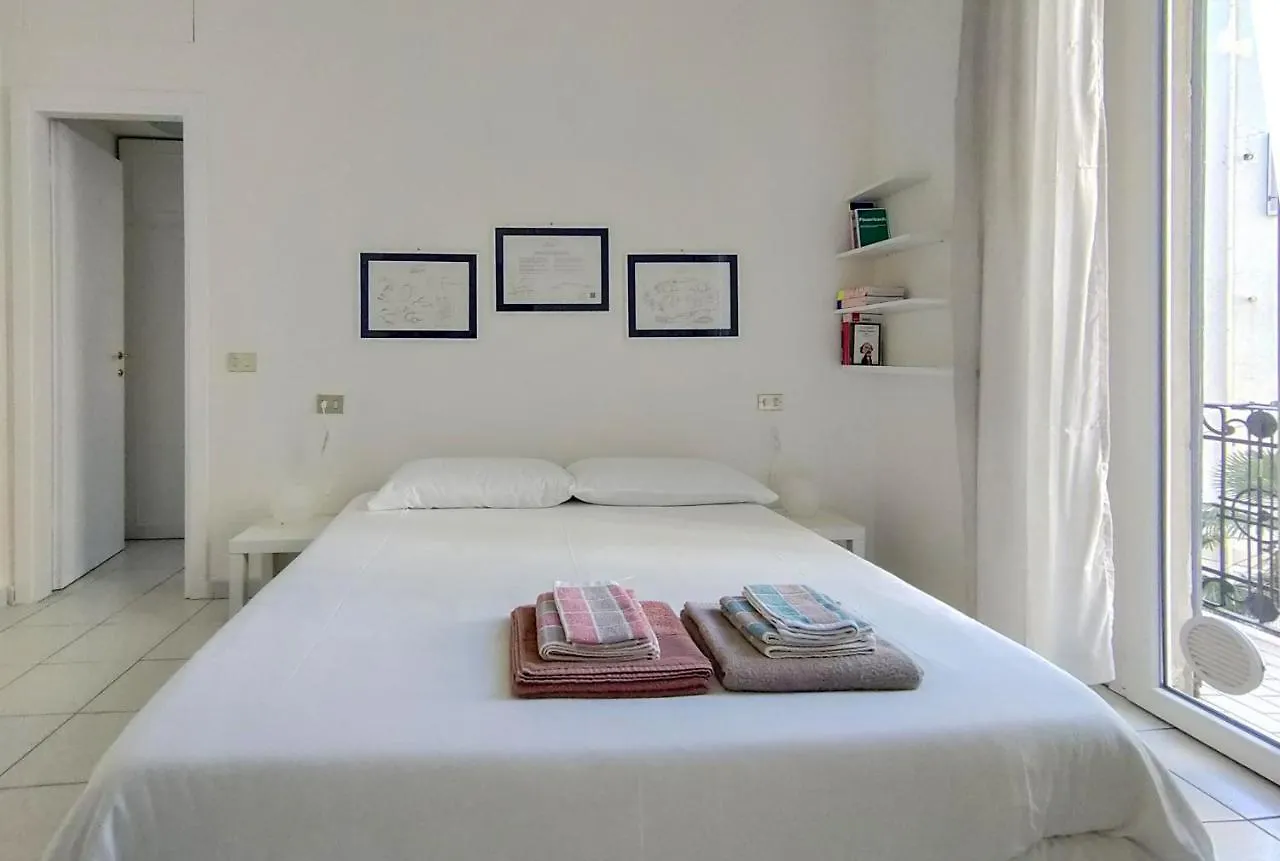 Eustachi Interior Apartman Milánó